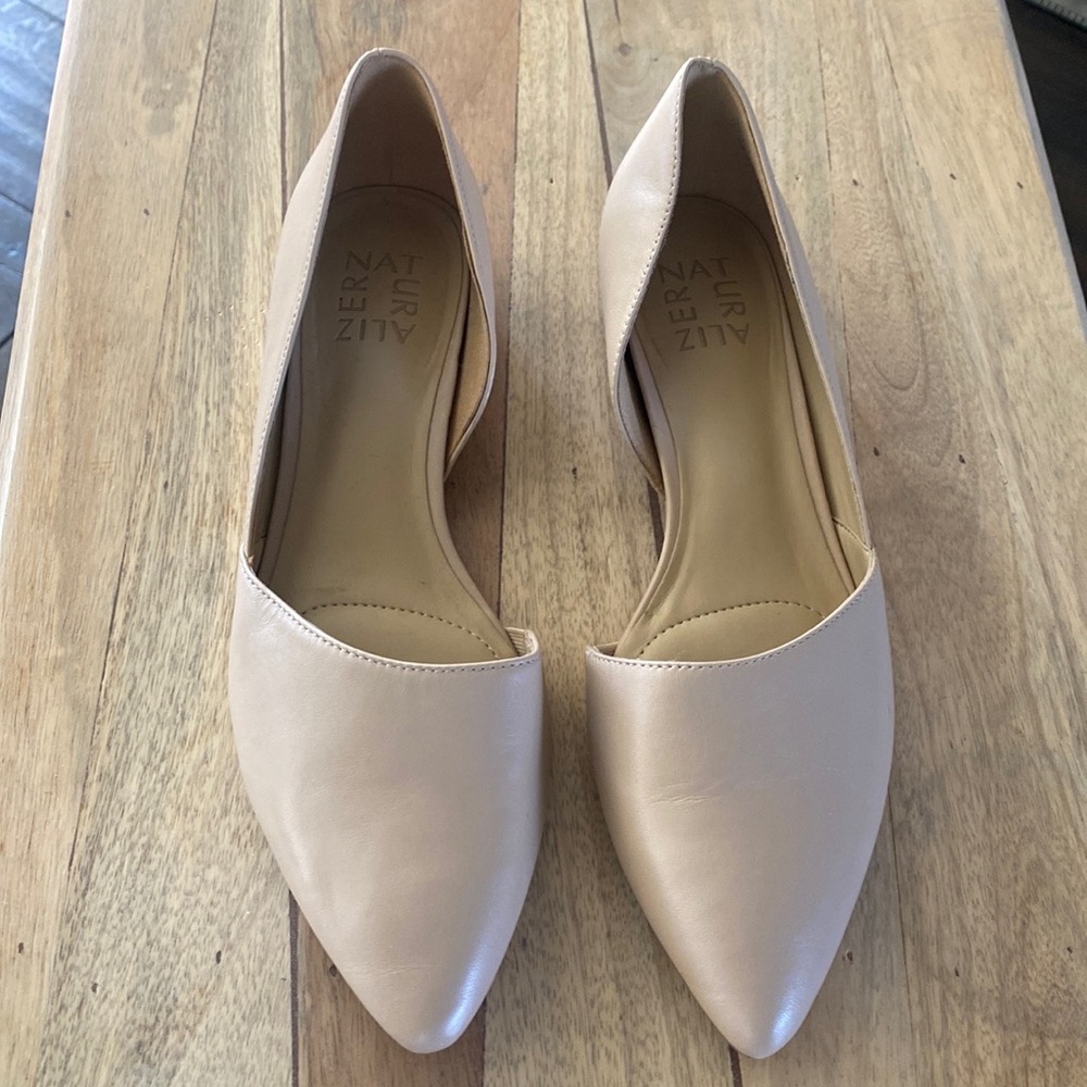 EUC: Naturalizer Samantha Taupe Flat, 7.5